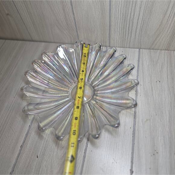 Vtg Iridescent Glass Flower Plate/Bowl Candy Dish Catch All Dish Beatiful - Picture 4 of 5